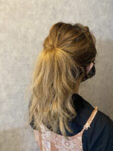 ライトで色が変わる